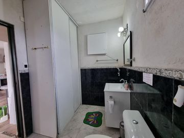 Hermosa casa en venta 3 ambientes Doomselar Chico con pileta