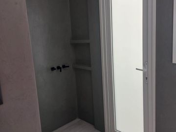 Venta Departamento en Barrio Norte 3 ambientes, piso 8 al frente