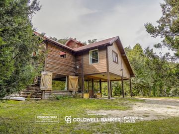 VENTA - Casa más 3 cabañas en Av. Bustillo Km 19, Bariloche