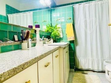 Casa en venta - 4 Dormitorios 2 Baños - 314Mts2 - General Belgrano