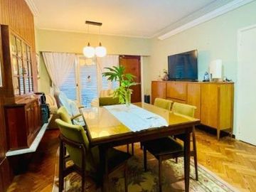 Casa en venta - 4 Dormitorios 2 Baños - 314Mts2 - General Belgrano