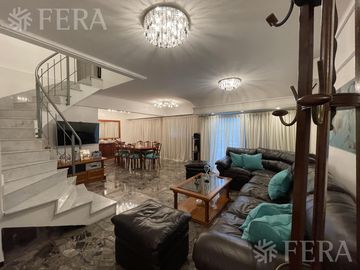 Venta departamento 4 ambientes en Wilde (31884)