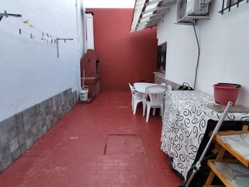 Casa en Profesor Mariño al 300, Temperley