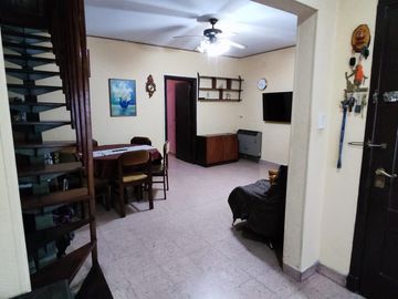 Casa en Profesor Mariño al 300, Temperley