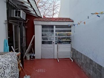 Casa en Profesor Mariño al 300, Temperley