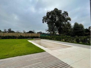Casa en Venta en La Martinica, Pilar