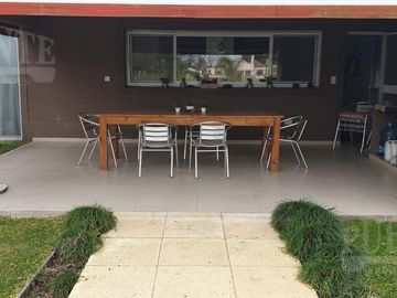 Casa - Fincas de San Vicente - Canning - Alquiler Amueblado
