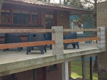 Casa en venta - 4 Dormitorios 3 Baños - Cochera - 970Mts2 - Cariló