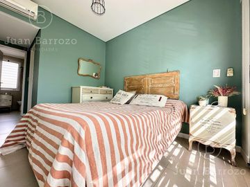 Venta Departamento tipo Duplex de 3 dormitorios con cochera. Banfield Oeste