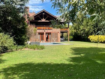 Casa en alquiler en Las Praderas de Lujan