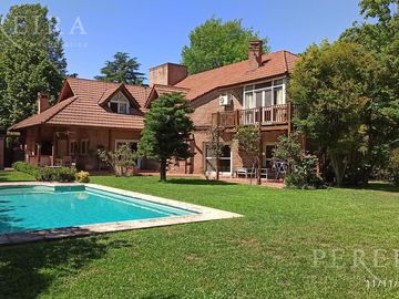 Venta Casa - Los Laureles Ramal Pilar Km 39