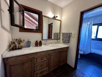 Casa a la venta en Lomas de la Carolina