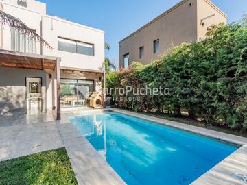 Venta casa 5 Ambientes en Haras María Victoria