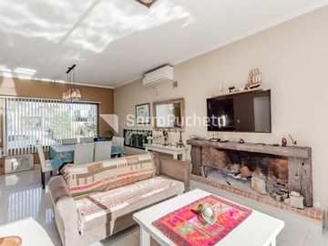 Venta casa 5 Ambientes en Haras María Victoria