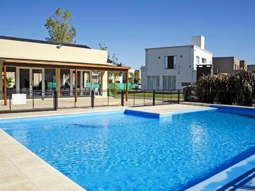 Venta casa 5 Ambientes en Haras María Victoria