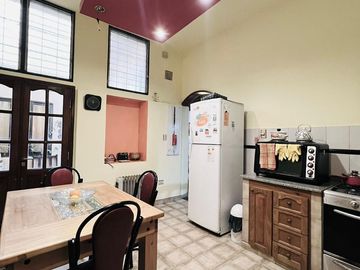 Venta PH con cochera en Caballito