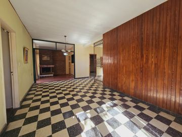 Casa en venta en la Costanera