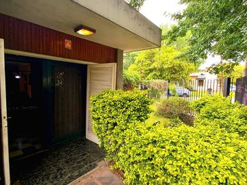 Casa en venta en la Costanera