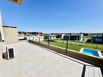 Casa en Venta en el Barrio San Felipe Canning