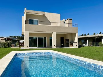 Casa en Venta en el Barrio San Felipe Canning