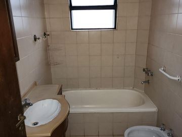 Departamento en venta - 2 Dormitorios 1 Baño - Cochera - 69Mts2 - Tigre