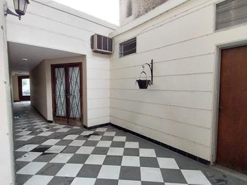 Casa en  Venta en Buenos Aires al 500