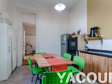 PH en venta - 4 Dormitorios 2 Baños - 270Mts2 - Almagro