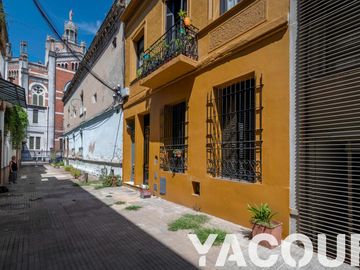 PH en venta - 4 Dormitorios 2 Baños - 270Mts2 - Almagro