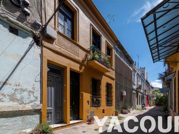 PH en venta - 4 Dormitorios 2 Baños - 270Mts2 - Almagro