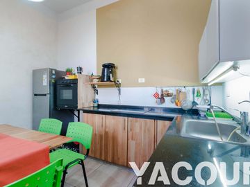 PH en venta - 4 Dormitorios 2 Baños - 270Mts2 - Almagro