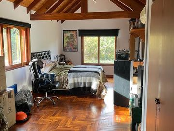 AMPLIA Casa en  venta en country del Banco Provincia, Moreno