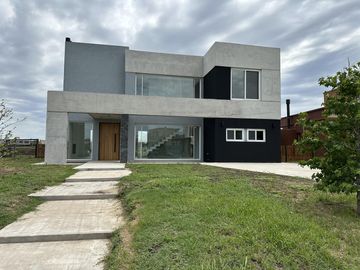 Casa en El Canton