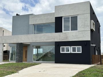 Casa en El Canton