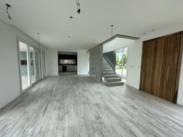 Casa en El Canton