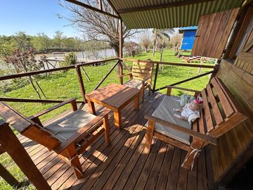 Venta Casa de tres dormitorios en terreno de 19.500 m2 en la isla, Paraná Viejo