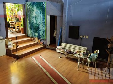 Rojas 400 PH 2 Plantas 7 ambientes con Local con Entrepiso y Subsuelo T300m². Oportunidad!!