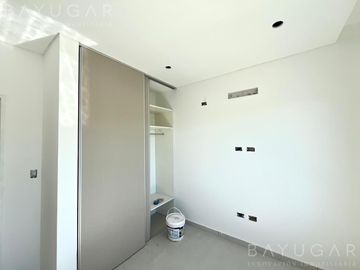 Venta Casa - Barrio Santa Elena - Pilar del Este