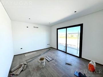 Venta Casa - Barrio Santa Elena - Pilar del Este