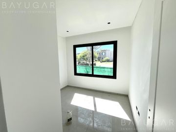 Venta Casa - Barrio Santa Elena - Pilar del Este