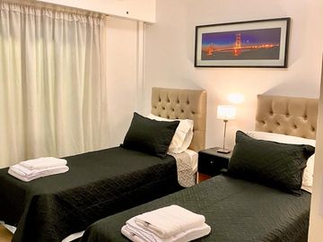 VENTA/ALQUILER - SEMIPISO 4 AMBIENTES C/ DEPENDENCIA - COCHERA Y BAULERA - LAS CAÑITAS