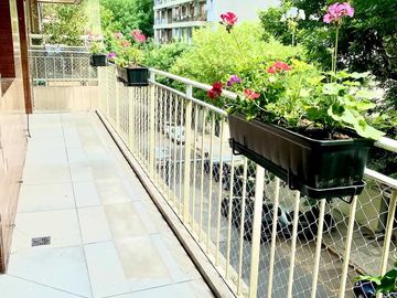 VENTA/ALQUILER - SEMIPISO 4 AMBIENTES C/ DEPENDENCIA - COCHERA Y BAULERA - LAS CAÑITAS