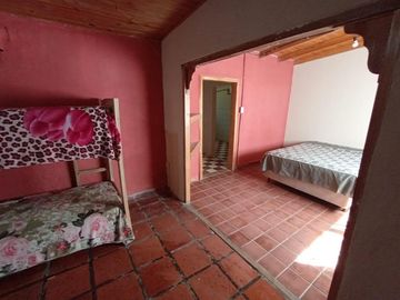 Quinta en venta - 3 Dormitorios 4 Baños - 10.919Mts2 - Mariano Acosta, Merlo