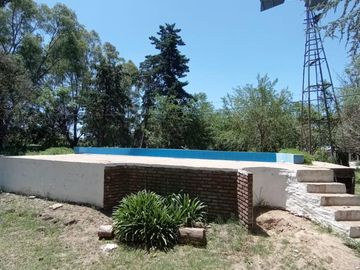 Quinta en venta - 3 Dormitorios 4 Baños - 10.919Mts2 - Mariano Acosta, Merlo