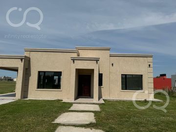 Casa en Barrio Fincas de San Vicente