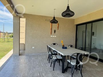 Casa en Barrio Fincas de San Vicente