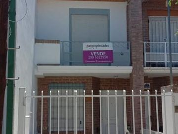 Venta Duplex 4 ambientes Santa Genoveva