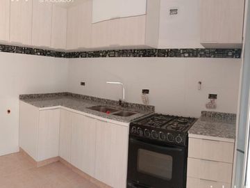 Venta Duplex 4 ambientes Santa Genoveva