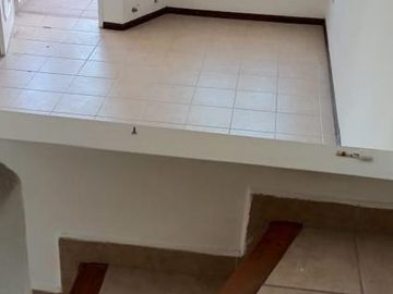 Venta Duplex 4 ambientes Santa Genoveva