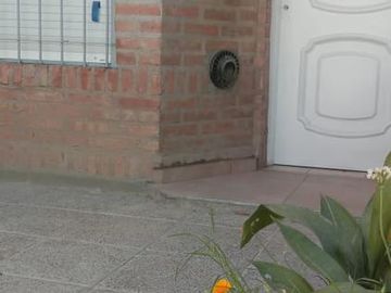 Venta Duplex 4 ambientes Santa Genoveva