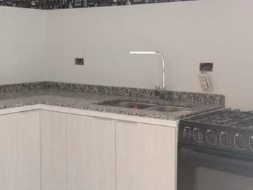 Venta Duplex 4 ambientes Santa Genoveva